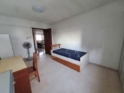For Rent - 107 Jurong East Street 13