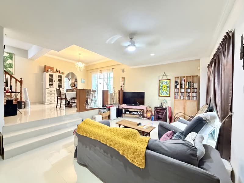 For Sale - 1km Maris Stella, MRT, 3sty Corner Terr, Gd Layout, Bright, Gd wind flow