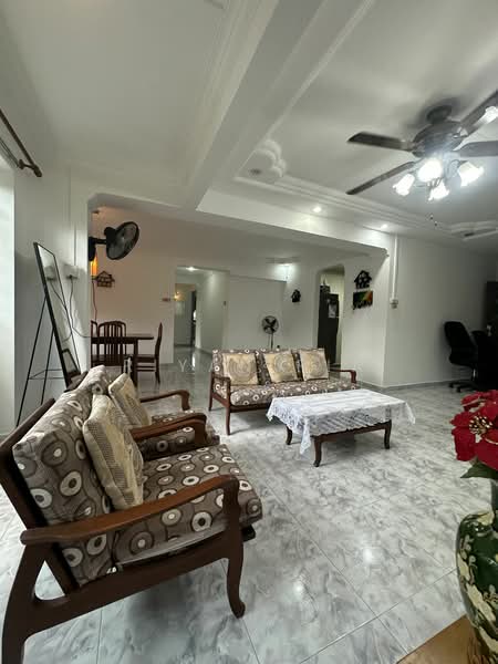 753 Woodlands Circle, 753 Woodlands Circle, 4 Bedrooms, 121 sqft, HDB Flat For Sale, by Riyan Ria, 500119727 - Living Room - PropertyGuru.com.sg