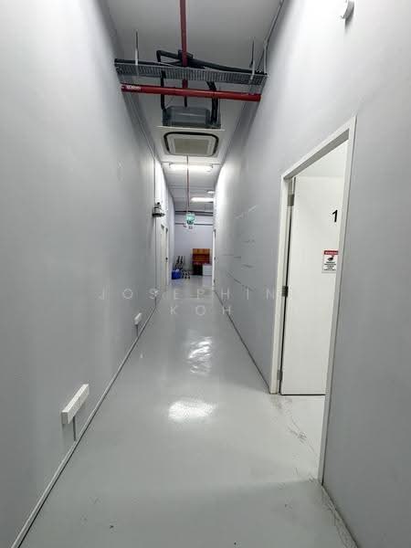 Excalibur Centre, 71 Ubi Crescent, Eunos / Geylang / Paya Lebar, 2,573 sqft, Light Industrial (B1) For Sale, by Josephine Koh, 500119735 - Corridor - CommercialGuru.com.sg