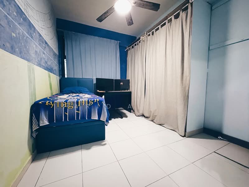 296 Choa Chu Kang Avenue 2, 296 Choa Chu Kang Avenue 2, 3 Bedrooms, 1,313 sqft, HDB Flat For Sale, by Farid Azhar, 500119737 - Bedroom - PropertyGuru.com.sg