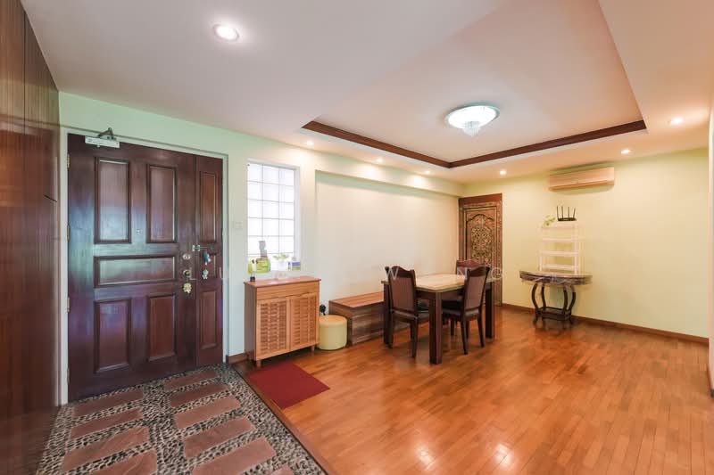 105B Edgefield Plains, 105B Edgefield Plains, 3 Bedrooms, 1,184 sqft, HDB Flat For Sale, by Lucas Wang, 500119742 - Entrance - PropertyGuru.com.sg