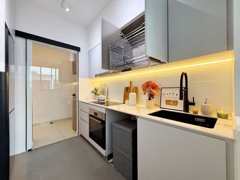 748A Bedok Reservoir Crescent, 748A Bedok Reservoir Crescent, 3 Bedrooms, 936 sqft, HDB Flat For Sale, by Fariz Rashid, 500119743 - Kitchen - PropertyGuru.com.sg