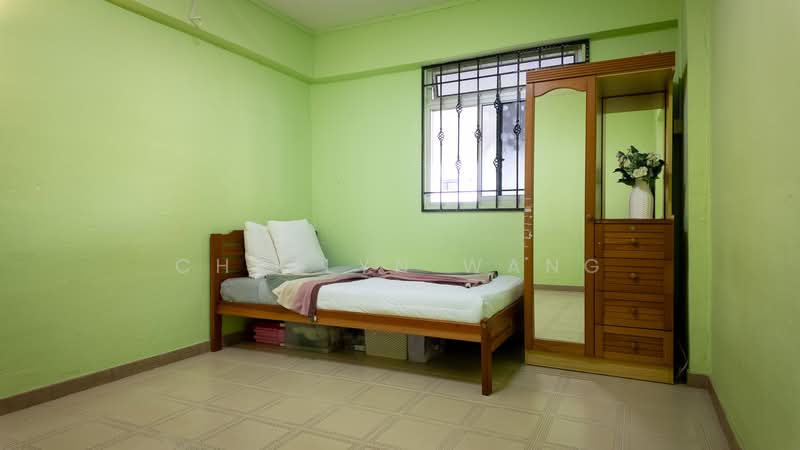 223 Serangoon Avenue 4, 223 Serangoon Avenue 4, 2 Bedrooms, 721 sqft, HDB Flat For Sale, by Cherlyn Wang, 500119753 - Common Bedroom - PropertyGuru.com.sg
