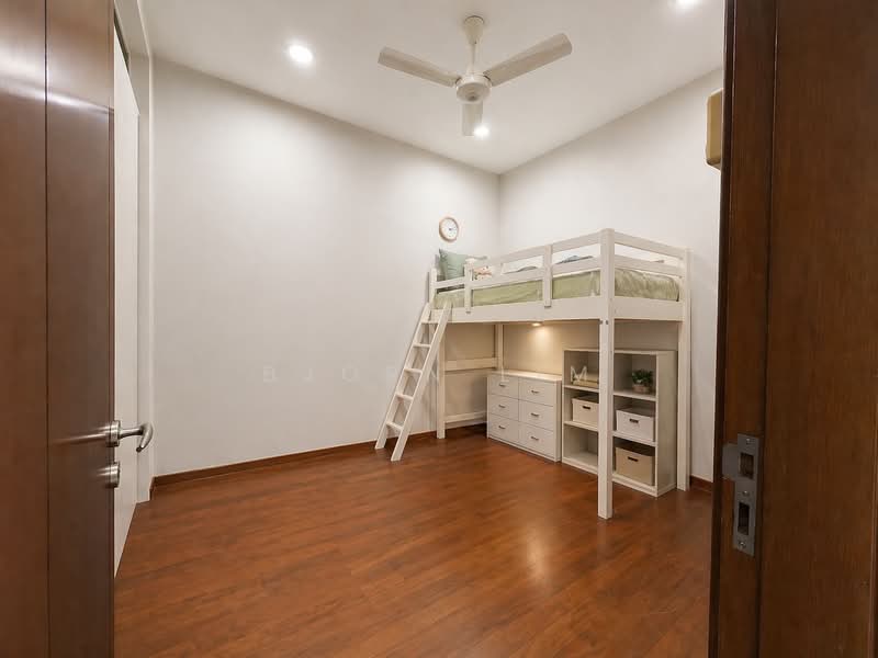 Greenleaf Avenue, Greenleaf Avenue, 7 Bedrooms, 6,278 sqft, Semi-Detached House For Sale, by Bjorn Lim, 500119764 - Helper's Room - PropertyGuru.com.sg