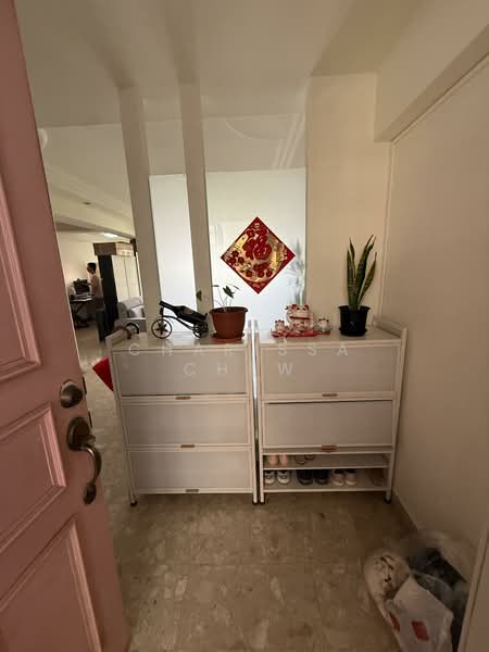 838 Hougang Central, 838 Hougang Central, 3 Bedrooms, 1,259 sqft, HDB Flat For Sale, by Charissa Chew, 500119766 - Entrance - PropertyGuru.com.sg