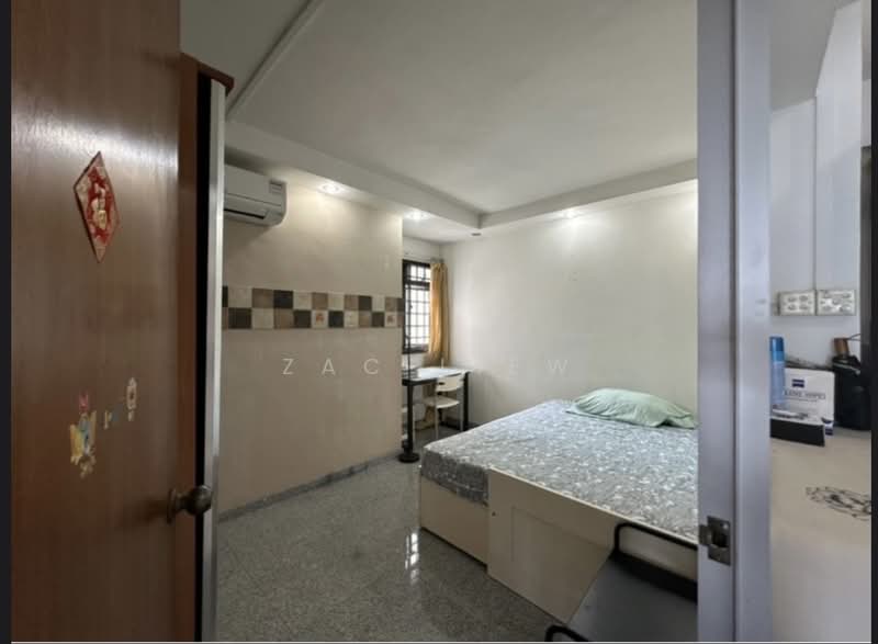 656C Jurong West Street 61, 656C Jurong West Street 61, 4 Bedrooms, 1,420 sqft, HDB Flat For Sale, by Zac Liew, 500119768 - Bedroom - PropertyGuru.com.sg