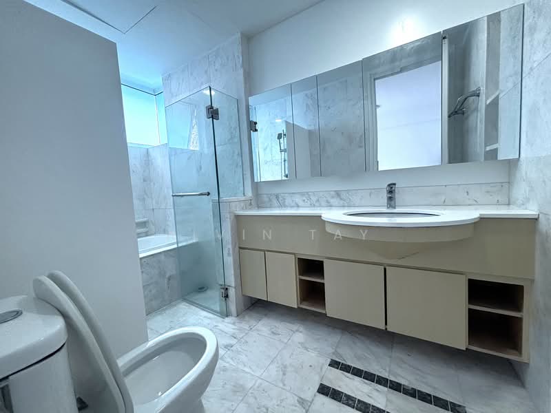 Dahlia Park Condo, 7 Flora Drive, 3 Bedrooms, 1,281 sqft, Condominium For Sale, by Alvin Tay, 500119798 - Bathroom - PropertyGuru.com.sg