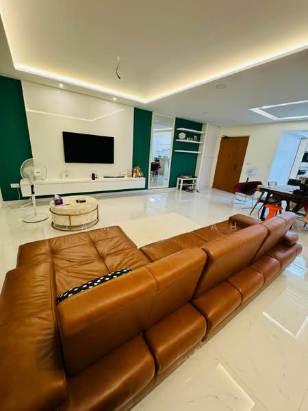 95C Henderson Road, 95C Henderson Road, 3 Bedrooms, 1,216 sqft, HDB Flat For Sale, by James Seah, 500119832 - Living Room - PropertyGuru.com.sg