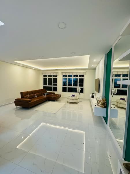95C Henderson Road, 95C Henderson Road, 3 Bedrooms, 1,216 sqft, HDB Flat For Sale, by James Seah, 500119832 - Living Room - PropertyGuru.com.sg