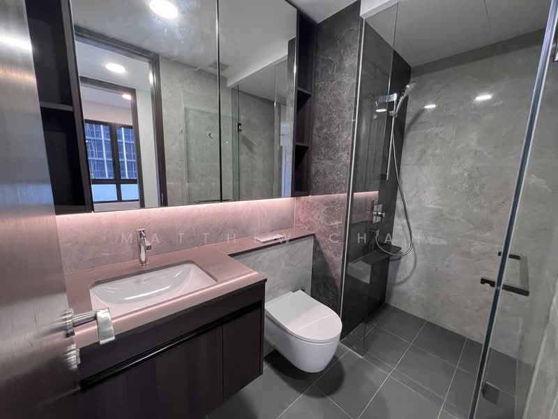 Tembusu Grand, 94 Jalan Tembusu, 2 Bedrooms, 743 sqft, Condominium For Rent, by Matthew Chan, 500119849 - Bathroom - PropertyGuru.com.sg