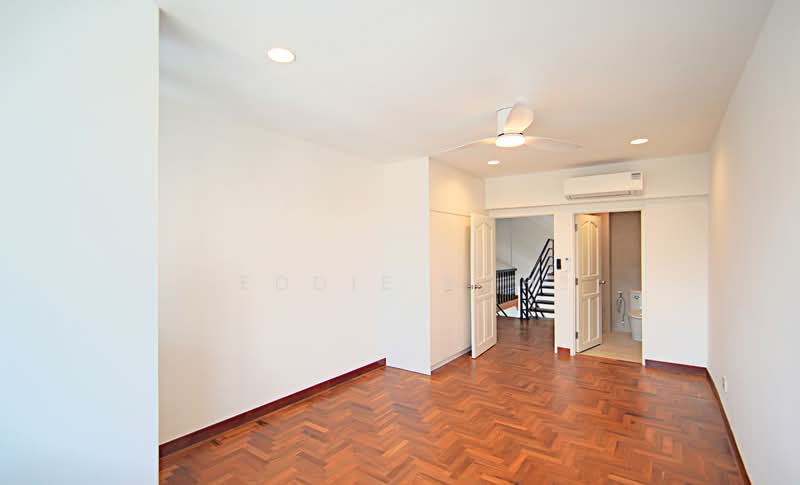 Newly Refurbished! Compellingly Priced! Grab It Now!, Clementi Crescent, 3 Bedrooms, 2,900 sqft, Semi-Detached House For Rent, by Eddie Koh, 500119859 - Bedroom 2 - PropertyGuru.com.sg