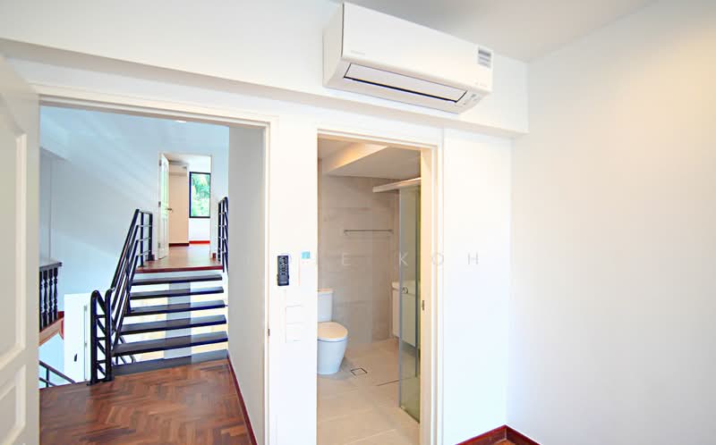 Newly Refurbished! Compellingly Priced! Grab It Now!, Clementi Crescent, 3 Bedrooms, 2,900 sqft, Semi-Detached House For Rent, by Eddie Koh, 500119859 - Bedroom 2 - PropertyGuru.com.sg