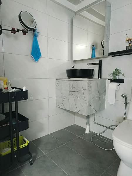 175A Punggol Field, 175A Punggol Field, 3 Bedrooms, 1,184 sqft, HDB Flat For Sale, by Jayden Chen, 500119868 - Bathroom - PropertyGuru.com.sg