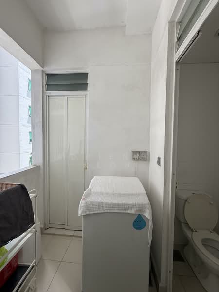 Tree House, 66 Chestnut Avenue, 3 Bedrooms, 1,152 sqft, Condominium For Sale, by Adrienna Keon, 500119870 - Balcony - PropertyGuru.com.sg