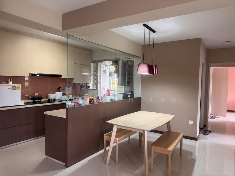 446A Bukit Batok West Avenue 8, 446A Bukit Batok West Avenue 8, 3 Bedrooms, 1,205 sqft, HDB Flat For Sale, by Eamon Chiang, 500119874 - Kitchen - PropertyGuru.com.sg