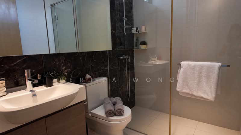 Skies Miltonia, 3 Miltonia Close, 4 Bedrooms, 2,713 sqft, Condominium For Sale, by Teresa Wong, 500119876 - Bathroom - PropertyGuru.com.sg