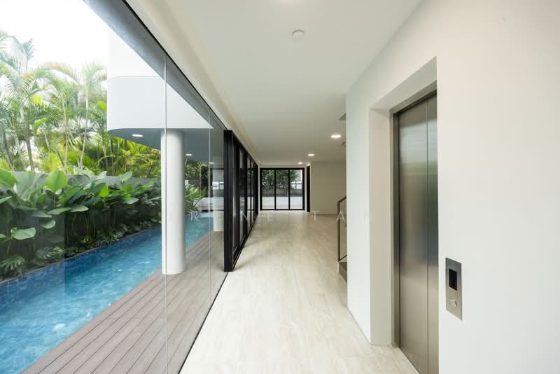 Brand New Luxury Detached at Mount Sinai Estate, Grove Drive, Mount Sinai, Holland, 5 Bedrooms, 12,110 sqft, Detached House For Sale, by Irene Tan, 500119878 - Exterior - PropertyGuru.com.sg