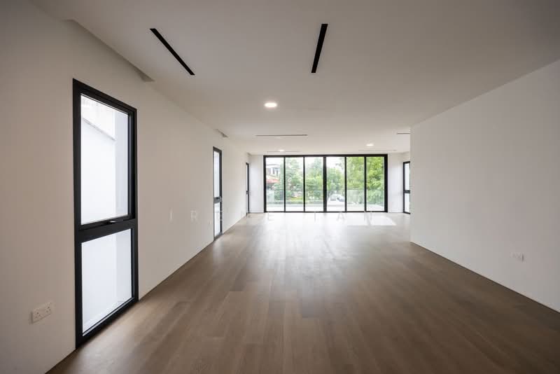 Brand New Luxury Detached at Mount Sinai Estate, Grove Drive, Mount Sinai, Holland, 5 Bedrooms, 12,110 sqft, Detached House For Sale, by Irene Tan, 500119878 - Living Room - PropertyGuru.com.sg