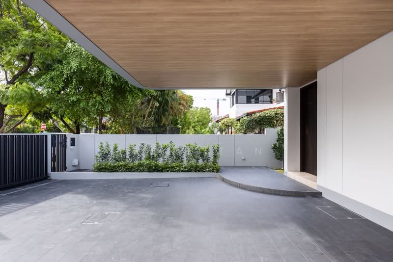 Brand New Luxury Detached at Mount Sinai Estate, Grove Drive, Mount Sinai, Holland, 5 Bedrooms, 12,110 sqft, Detached House For Sale, by Irene Tan, 500119878 - Exterior - PropertyGuru.com.sg