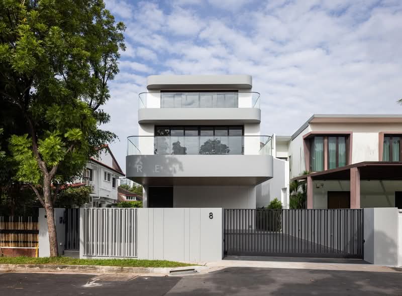 Brand New Luxury Detached at Mount Sinai Estate, Grove Drive, Mount Sinai, Holland, 5 Bedrooms, 12,110 sqft, Detached House For Sale, by Irene Tan, 500119878 - Exterior - PropertyGuru.com.sg