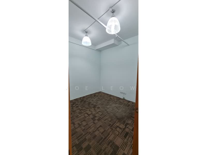 Vertex, 33 Ubi Avenue 3, 1,463 sqft, Light Industrial (B1) For Sale, by Joe Leow, 500119880 - Manager room - CommercialGuru.com.sg