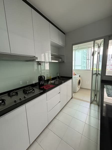 95C Henderson Road, 95C Henderson Road, 3 Bedrooms, 1,216 sqft, HDB Flat For Rent, by Stewart Lim, 500119882 - Kitchen - PropertyGuru.com.sg