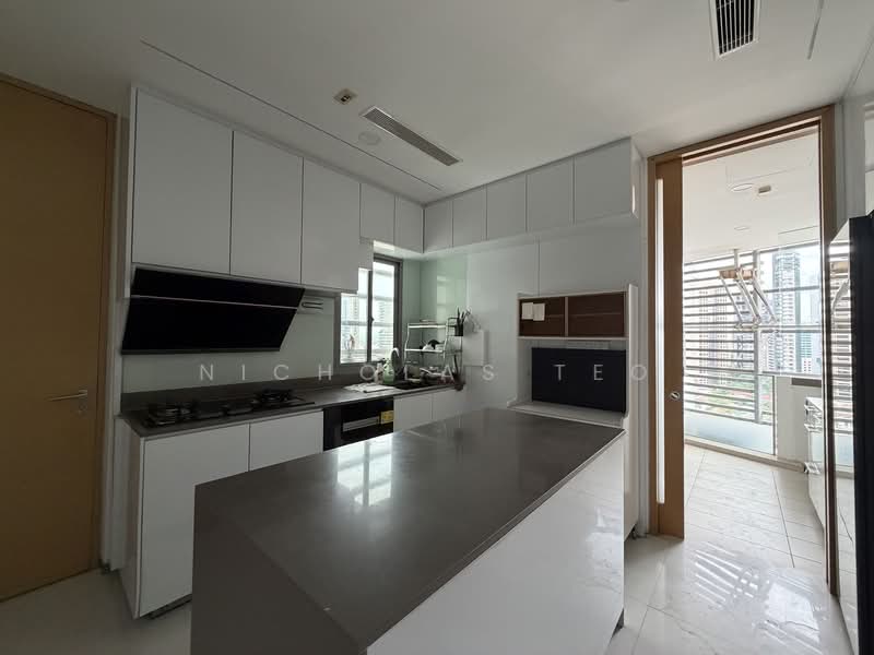 Cliveden at Grange, 100 Grange Road, 4 Bedrooms, 2,842 sqft, Condominium For Rent, by Nicholas Teo, 500119910 - PropertyGuru.com.sg