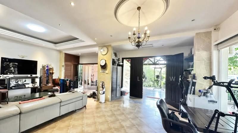 *** SUPER RARE! OPP BISHAN J8!!! HUGE 2 STY SEMI-D, , 5 Bedrooms, 4,000 sqft, Semi-Detached House For Sale, by Tiffany Leow, 500119928 - Living Room - PropertyGuru.com.sg