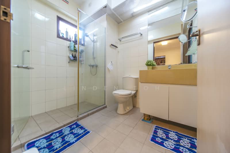 435C Fernvale Road, 435C Fernvale Road, 3 Bedrooms, 1,012 sqft, HDB Flat For Sale, by Linden Toh, 500119956 - Bathroom - PropertyGuru.com.sg