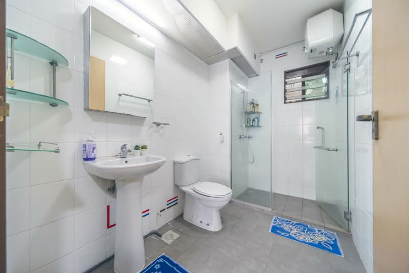 435C Fernvale Road, 435C Fernvale Road, 3 Bedrooms, 1,012 sqft, HDB Flat For Sale, by Linden Toh, 500119956 - Bathroom - PropertyGuru.com.sg