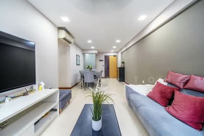 For Sale - 435C Fernvale Road