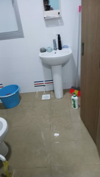 460B Bukit Batok West Avenue 9, 460B Bukit Batok West Avenue 9, Room Rental, 10 sqft, HDB Flat For Rent, by Aaru Gana, 500119962 - Bathroom - PropertyGuru.com.sg