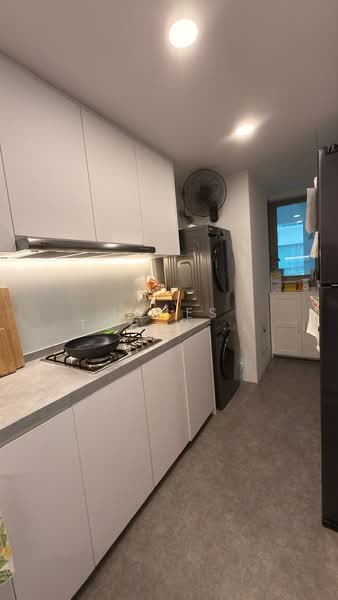 Casa Merah, 50 Tanah Merah Kechil Avenue, 4 Bedrooms, 1,528 sqft, Condominium For Rent, by James Toh Wee Kiong, 500119969 - Kitchen - PropertyGuru.com.sg