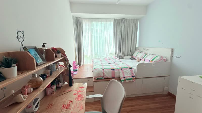 Casa Merah, 50 Tanah Merah Kechil Avenue, 4 Bedrooms, 1,528 sqft, Condominium For Rent, by James Toh Wee Kiong, 500119969 - Bedroom - PropertyGuru.com.sg