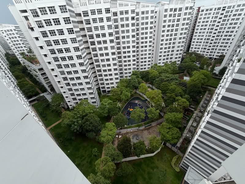 287B Compassvale Crescent, 287B Compassvale Crescent, 3 Bedrooms, 1,001 sqft, HDB Flat For Sale, by Angela Chan, 500119980 - Exterior - PropertyGuru.com.sg