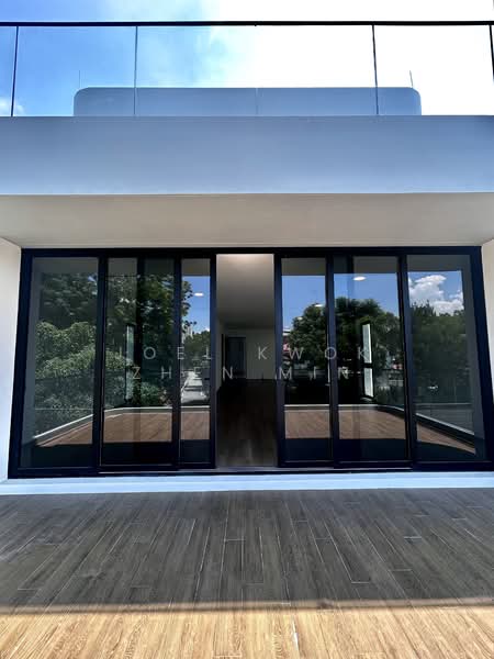 Holland Grove, , 5 Bedrooms, 12,000 sqft, Detached House For Sale, by Joel Kwok Zhen Min, 500119997 - Balcony - PropertyGuru.com.sg