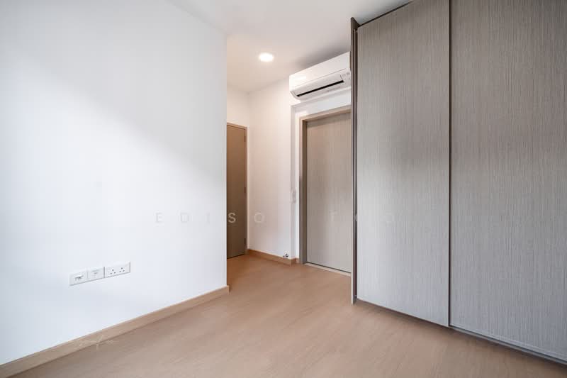 Treasure at Tampines, 17 Tampines Lane, 2 Bedrooms, 678 sqft, Condominium For Rent, by Edison Foo, 500120009 - Interior - PropertyGuru.com.sg