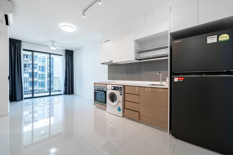 Treasure at Tampines, 17 Tampines Lane, 2 Bedrooms, 678 sqft, Condominium For Rent, by Edison Foo, 500120009 - Kitchen - PropertyGuru.com.sg