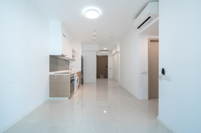 Treasure at Tampines, 17 Tampines Lane, 2 Bedrooms, 678 sqft, Condominium For Rent, by Edison Foo, 500120009 - Kitchen - PropertyGuru.com.sg