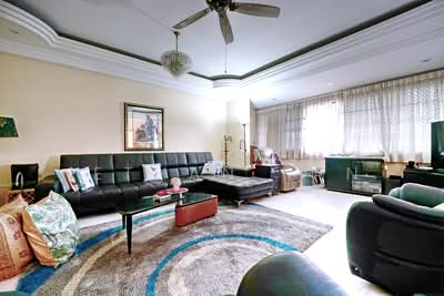 For Sale - Robin Lane Apartment