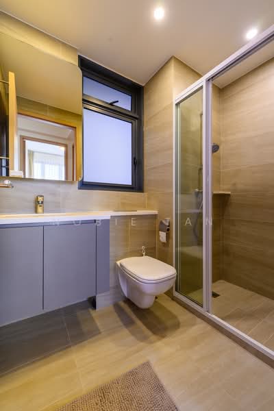 Hundred Palms Residences, 260 Yio Chu Kang Road, 3 Bedrooms, 958 sqft, Executive Condominium For Sale, by Nobie Tan, 500120013 - Bathroom - PropertyGuru.com.sg