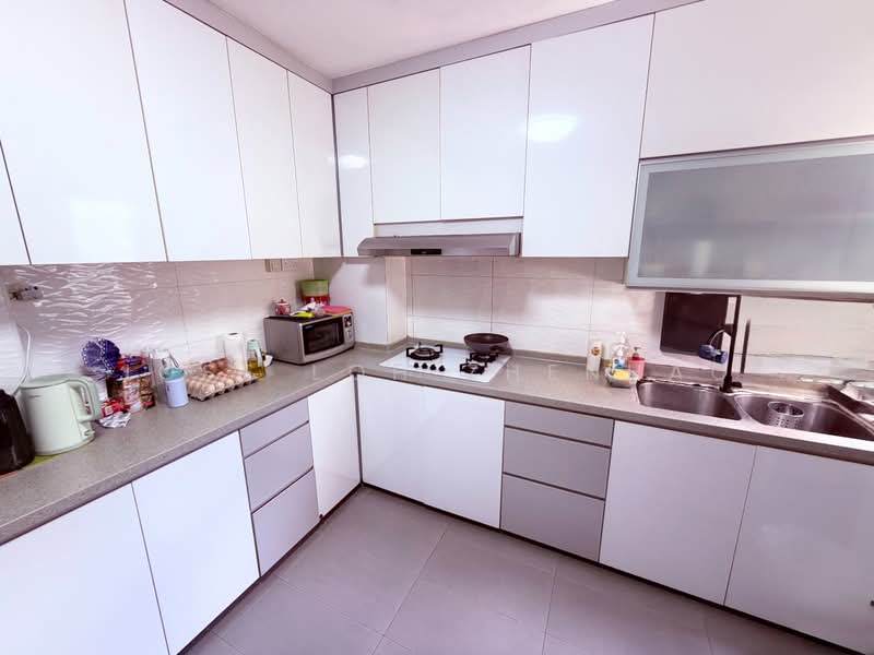 353 Woodlands Avenue 1, 353 Woodlands Avenue 1, 4 Bedrooms, 1,302 sqft, HDB Flat For Sale, by Jose Loh Zhenhao, 500120015 - Kitchen - PropertyGuru.com.sg