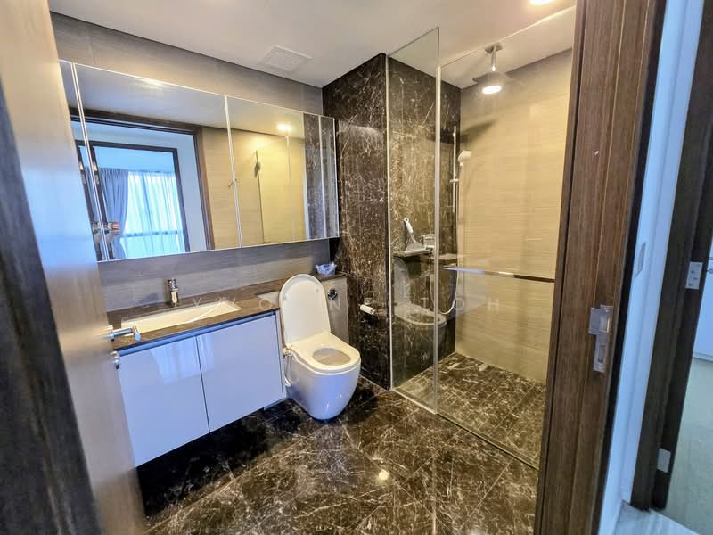 Parc Esta, 906 Sims Avenue, 2 Bedrooms, 635 sqft, Condominium For Sale, by Yvonne Toh, 500120016 - Bathroom - PropertyGuru.com.sg
