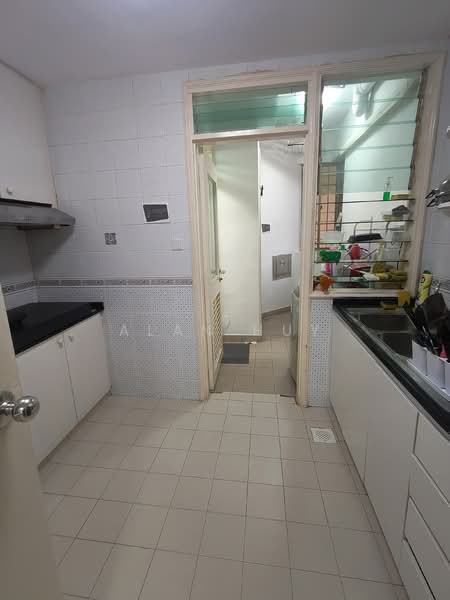 Astoria Park, 28 Lorong Mydin, Room Rental, 200 sqft, Condominium For Rent, by Alan Huy, 500120029 - Kitchen - PropertyGuru.com.sg