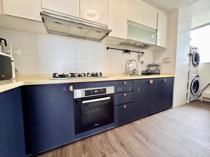 Heron Bay, 63 Upper Serangoon View, 4 Bedrooms, 1,389 sqft, Executive Condominium For Sale, by Allen Wee, 500120043 - Kitchen - PropertyGuru.com.sg