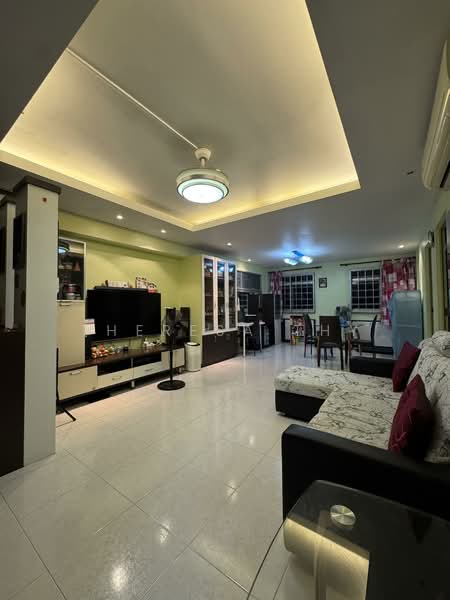 370 Woodlands Avenue 1, 370 Woodlands Avenue 1, 3 Bedrooms, 1,119 sqft, HDB Flat For Sale, by Theresa THY, 500120054 - Living Room - PropertyGuru.com.sg