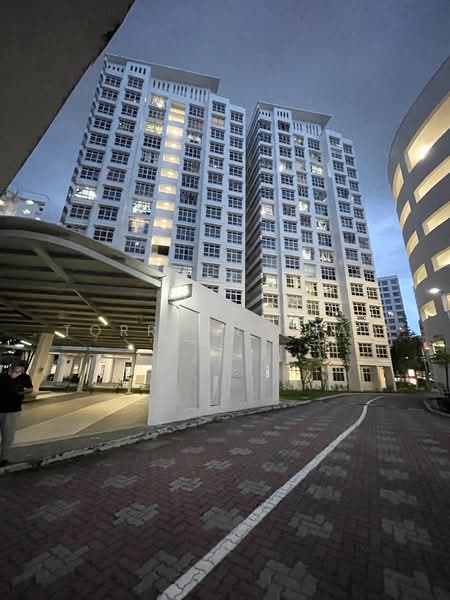 286C Compassvale Crescent, 286C Compassvale Crescent, 2 Bedrooms, 732 sqft, HDB Flat For Sale, by Torrenn Tnay, 500120055 - Exterior - PropertyGuru.com.sg