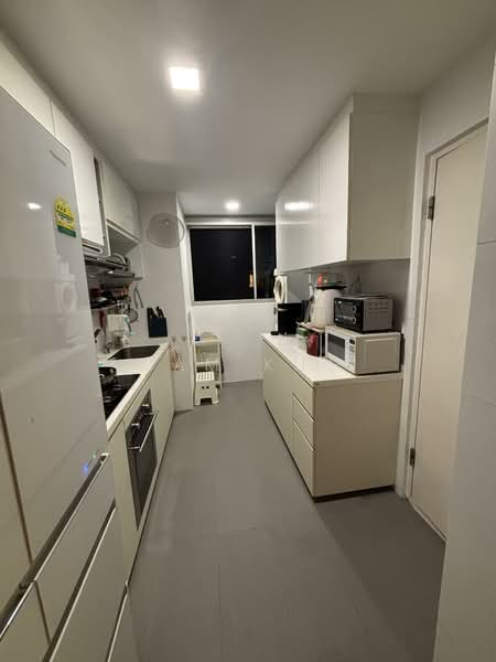 Heron Bay, 63 Upper Serangoon View, 3 Bedrooms, 1,033 sqft, Executive Condominium For Sale, by Sam Kng, 500120059 - Kitchen - PropertyGuru.com.sg