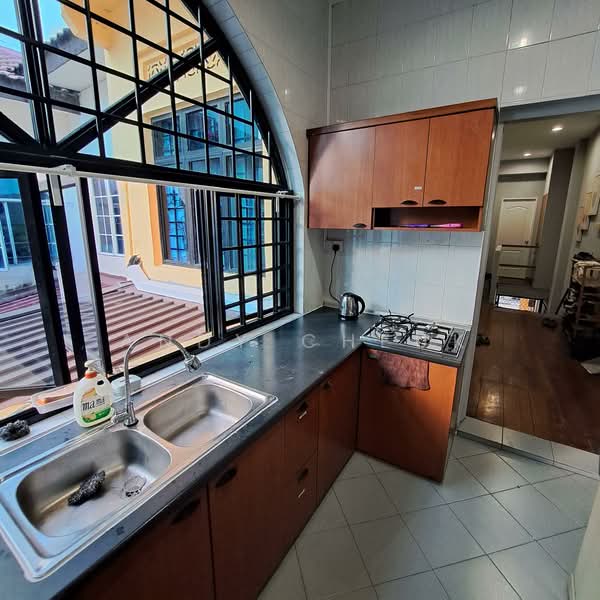 319 Balestier road, , Room Rental, 80 sqft, Shophouse For Rent, by Andy Cheuk, 500120082 - Kitchen - PropertyGuru.com.sg